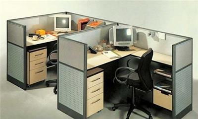 专业提供办公屏风 电脑桌等各种办公家具销售